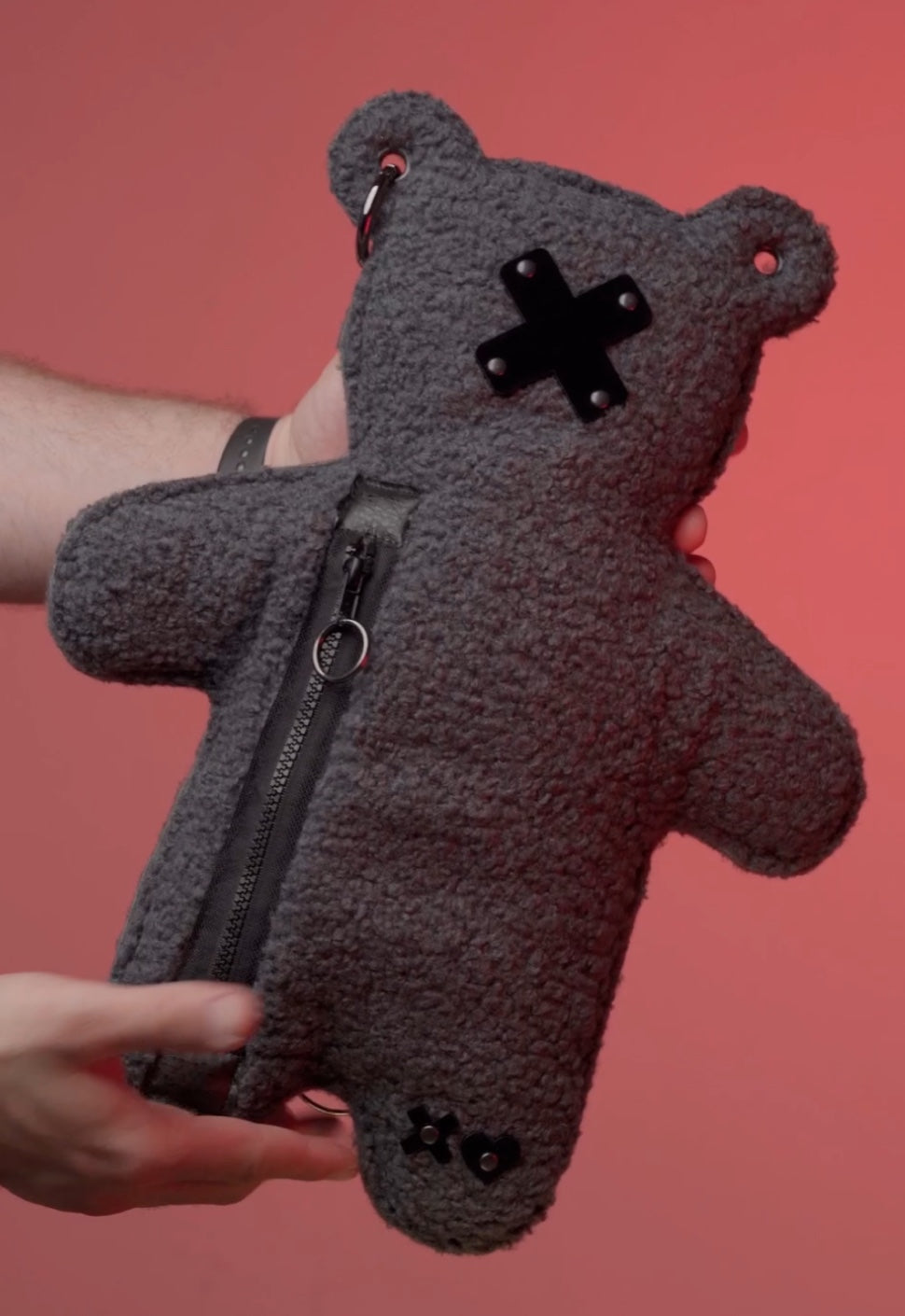 NIMBU | Dark Gray Cloud Bouclé | Black Acrylic Bear Bag - SPICYBEARS