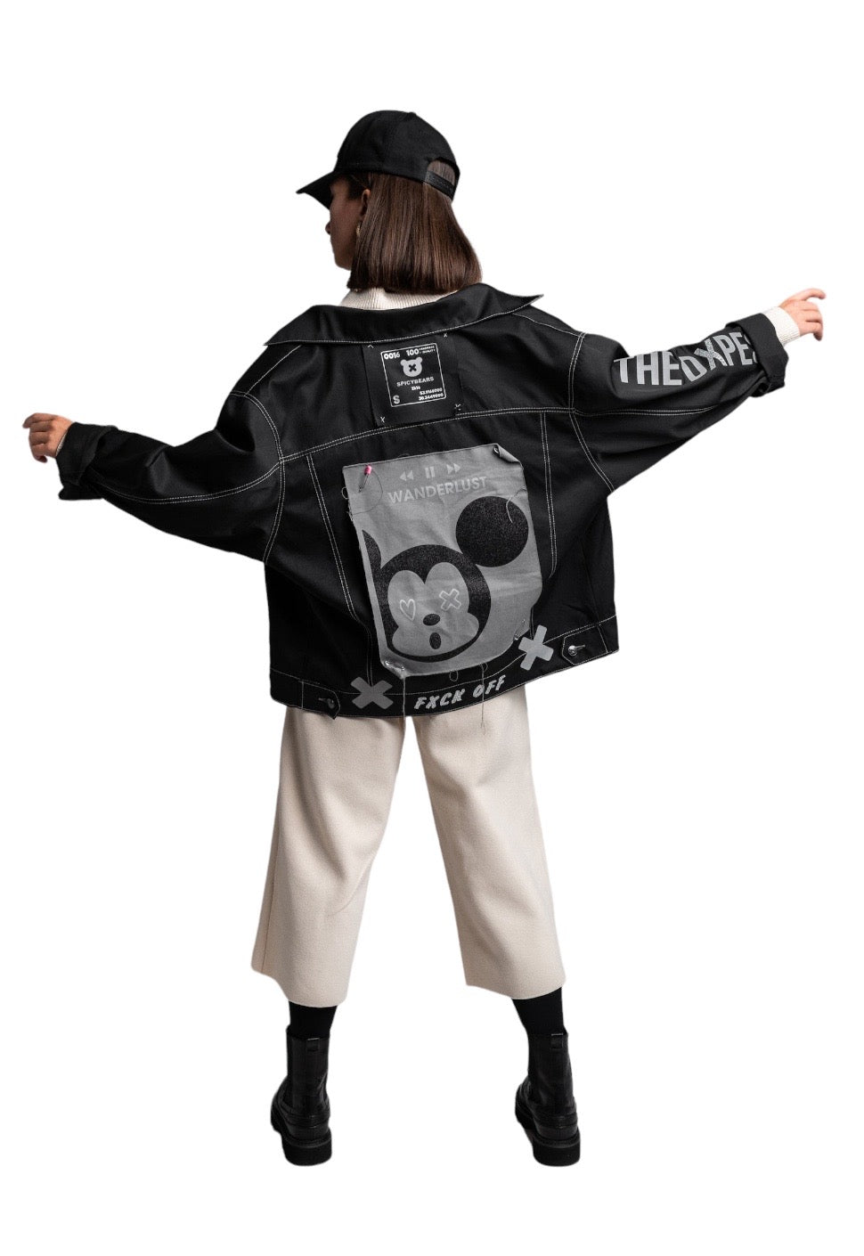 Oversized Jacket "MOOD NYLA" in Black - SPICYBEARS